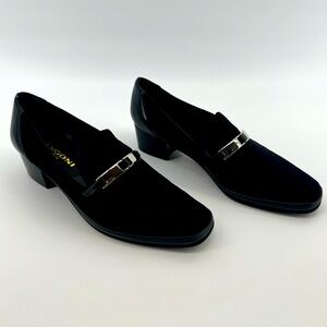 Rangoni Firenze Fabric and Leather Heeled Loafer - Excellent Condition - 8.5 B
